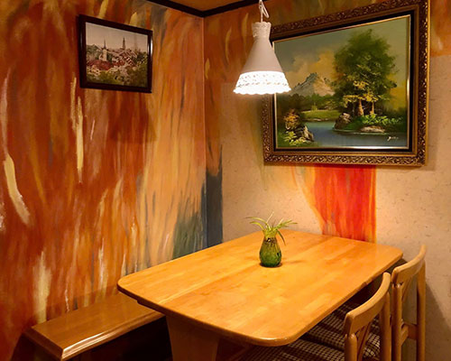 北海道当麻町のベトナム料理店 レ・フゥオンの店内風景